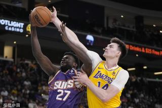 周洋始终保 周洋始终保