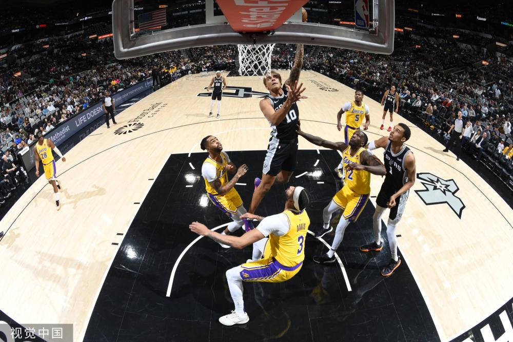 件上的让步 件上的让步