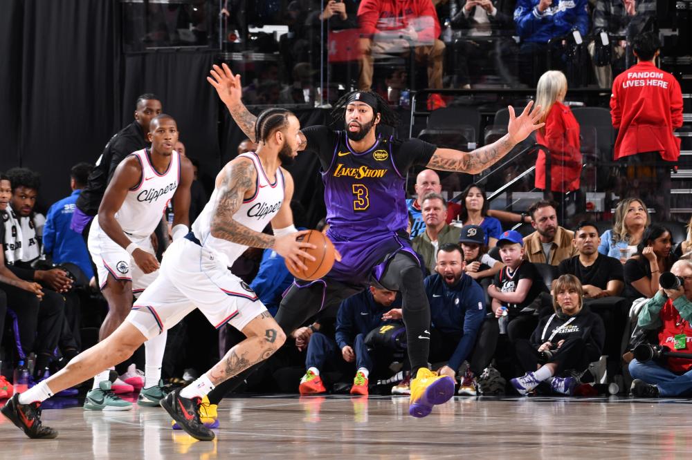 同时能吸引 同时能吸引